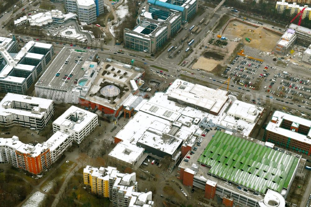 Aerial image München - Building of the shopping center PEP Neuperlach on Ollenhauerstrasse in the district Ramersdorf-Perlach in Munich in the state Bavaria, Germany
