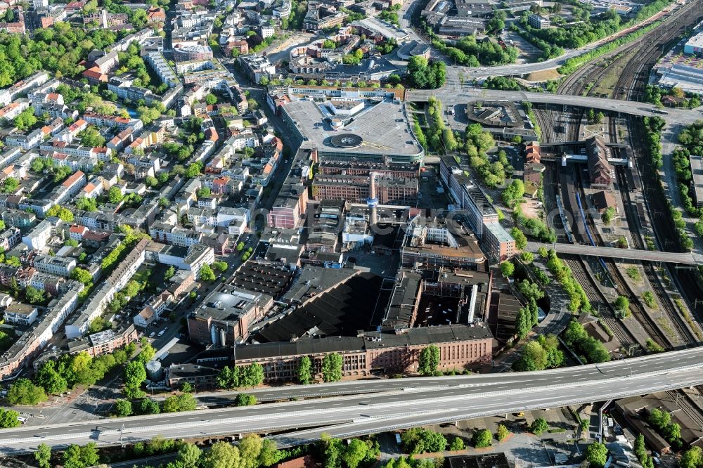 Aerial image Hamburg - Building of the shopping center Phoenix-Center Hamburg on Hannoversche Strasse in the district Harburg in Hamburg, Germany