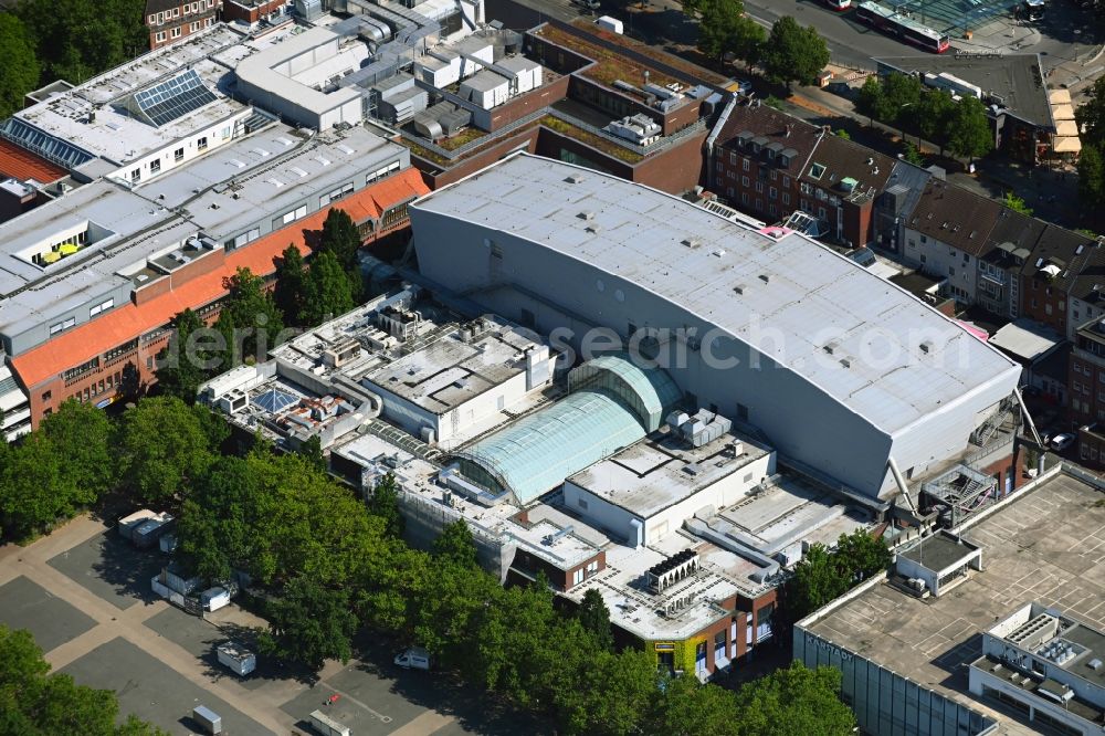 Aerial image Hamburg - Building of the shopping center QUARREE Wandsbek on Quarree - Wandsbeker Marktstrasse in the district Wandsbek in Hamburg, Germany