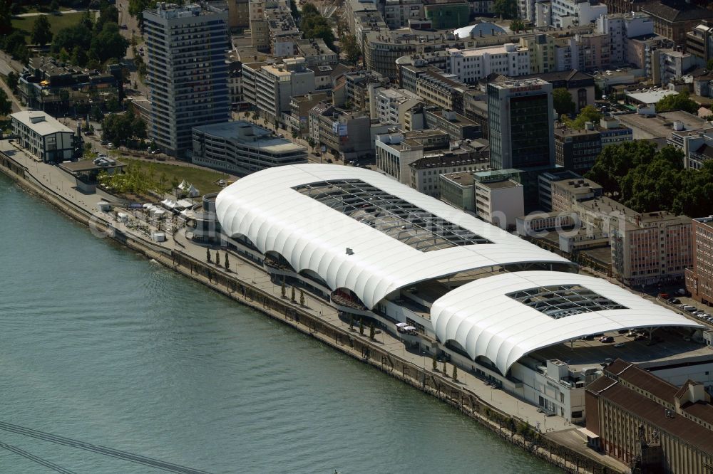 Ludwigshafen am Rhein from above - Building of the shopping center Rhein-Galerie in Ludwigshafen am Rhein in the state Rhineland-Palatinate, Germany