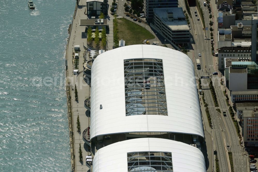 Ludwigshafen am Rhein from the bird's eye view: Building of the shopping center Rhein-Galerie in Ludwigshafen am Rhein in the state Rhineland-Palatinate, Germany