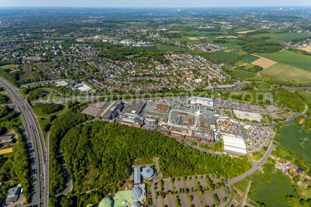 Bochum from above - Building of the shopping center Ruhr Park in the district Harpen in Bochum in the state North Rhine-Westphalia, Germany