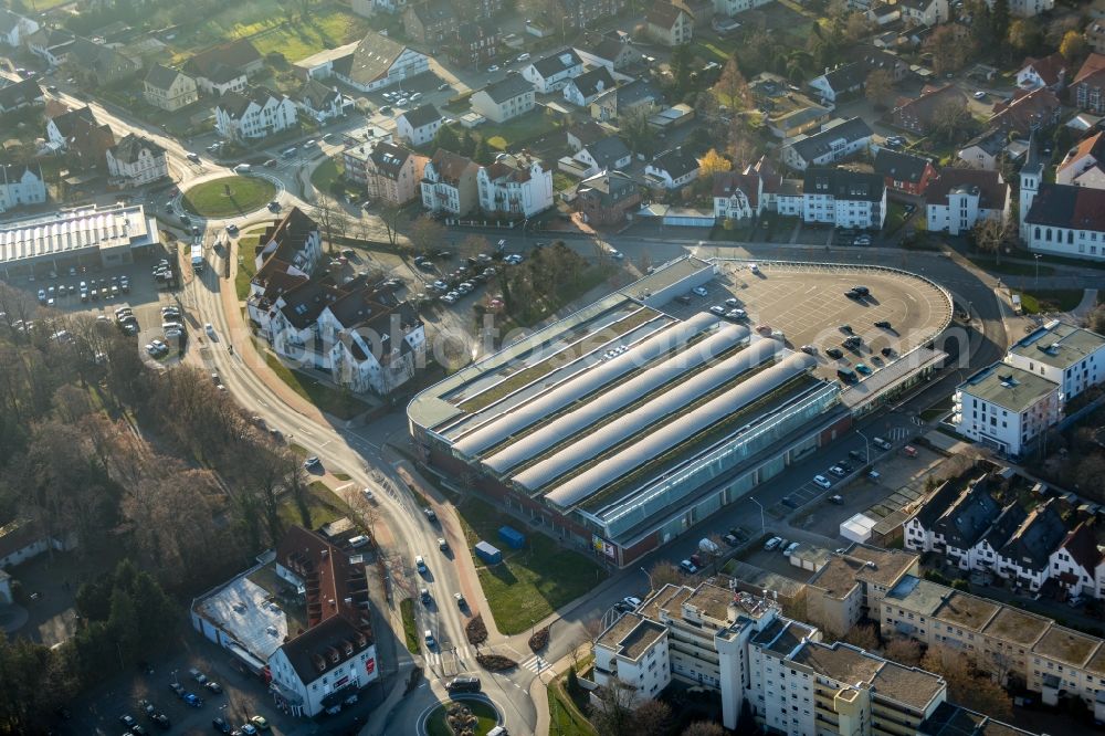 Aerial photograph Werl - Building of the shopping center on Soester Strasse in Werl in the state North Rhine-Westphalia, Germany