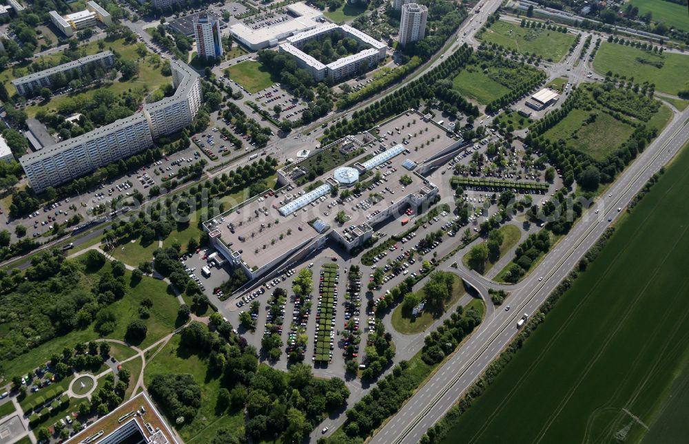 Erfurt from the bird's eye view: Building of the shopping center Thueringen-Park Erfurt on Nordhaeuser Strasse in the district Gispersleben in Erfurt in the state Thuringia, Germany