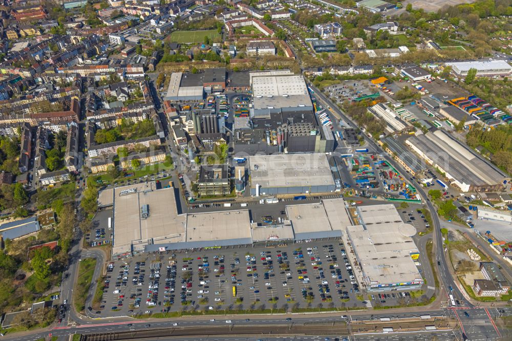 Dortmund from above - Building of the shopping center Westfalen Einkaufszentrum on Bornstrasse in Dortmund in the state North Rhine-Westphalia, Germany