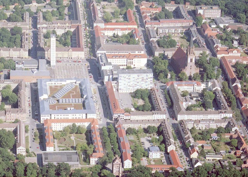 Neubrandenburg / MV from the bird's eye view: Einkaufscenter der ECE GmbH Hamburg im Stadtzentrum von Neubrandenburg / MV.