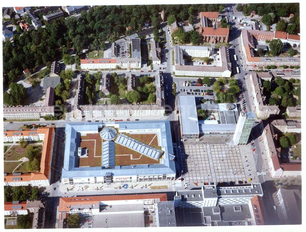 Aerial image Neubrandenburg / MV - Einkaufscenter der ECE GmbH Hamburg im Stadtzentrum von Neubrandenburg / MV.