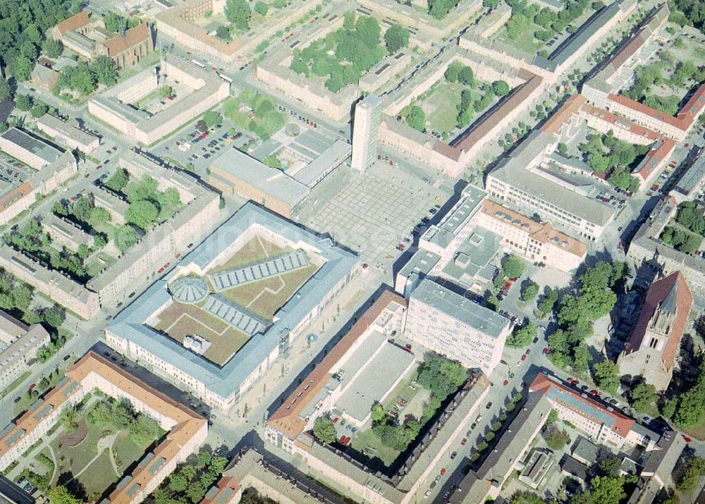 Aerial photograph Neubrandenburg / MV - Einkaufscenter der ECE GmbH Hamburg im Stadtzentrum von Neubrandenburg / MV.