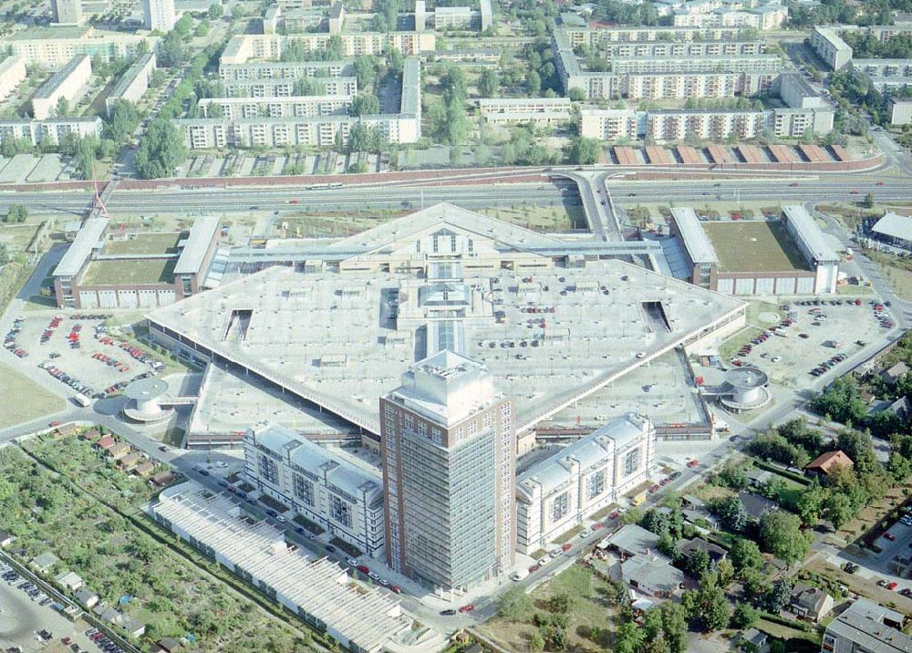 Potsdam - Drewitz from above - Einkaufscenter Am Stern in Potsdam - Drewitz (ECE).