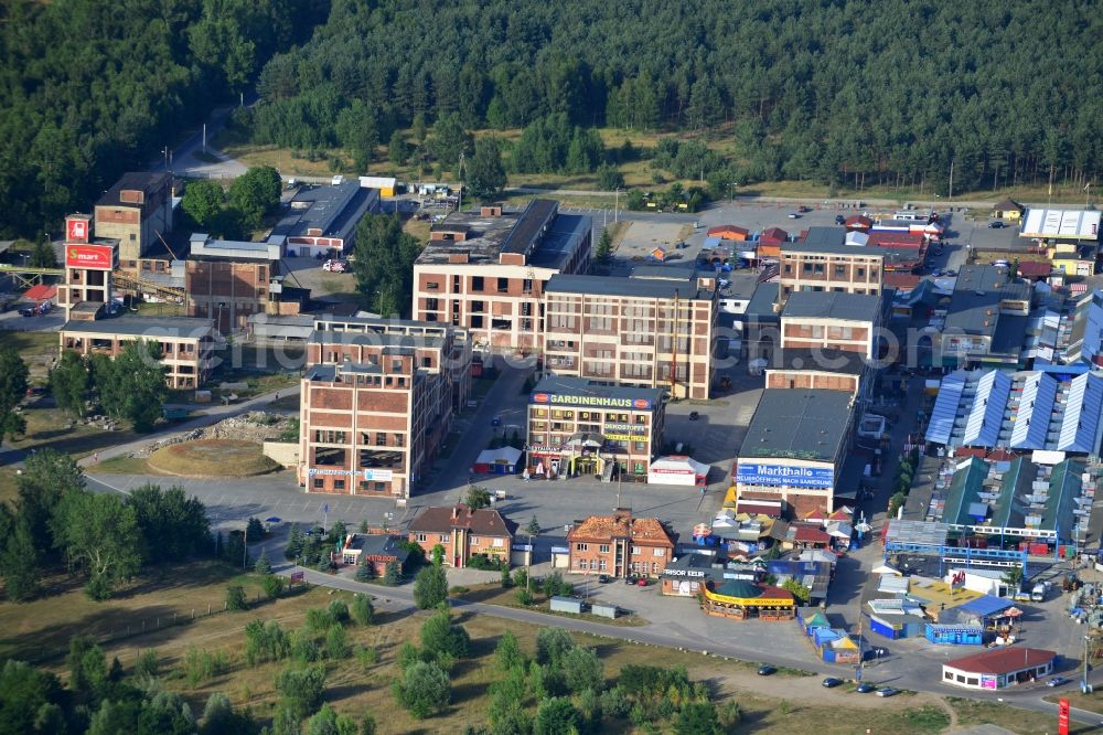 Hohenwutzen / Osinow Dolny Niede from above - Shopping center at Osinow Dolny in Poland West Pomeranian in the border area on the banks of the Oder in Brandenburg Hohenwutzen