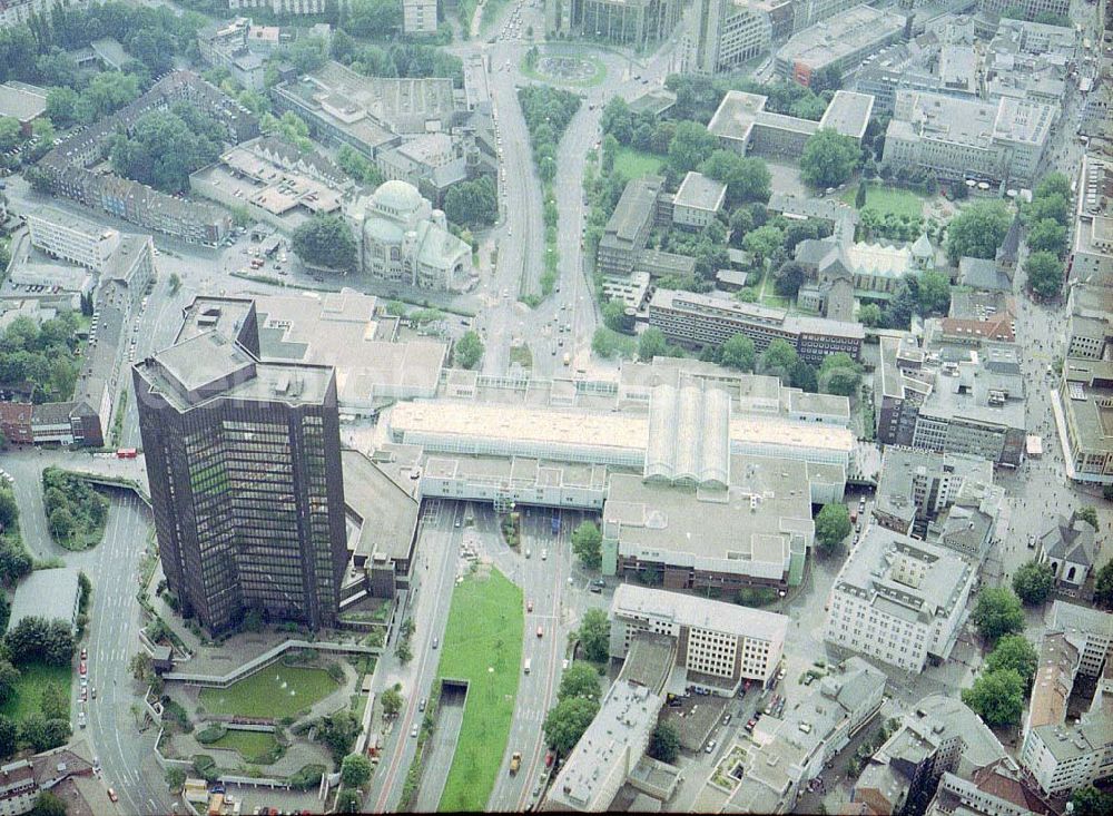 Essen from above - Einkaufszentrum der ECE GmbH in Essen.