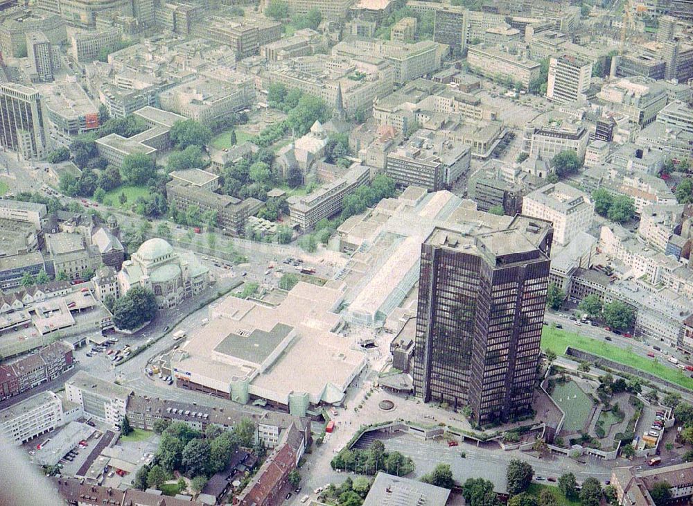 Essen from above - Einkaufszentrum der ECE GmbH in Essen.