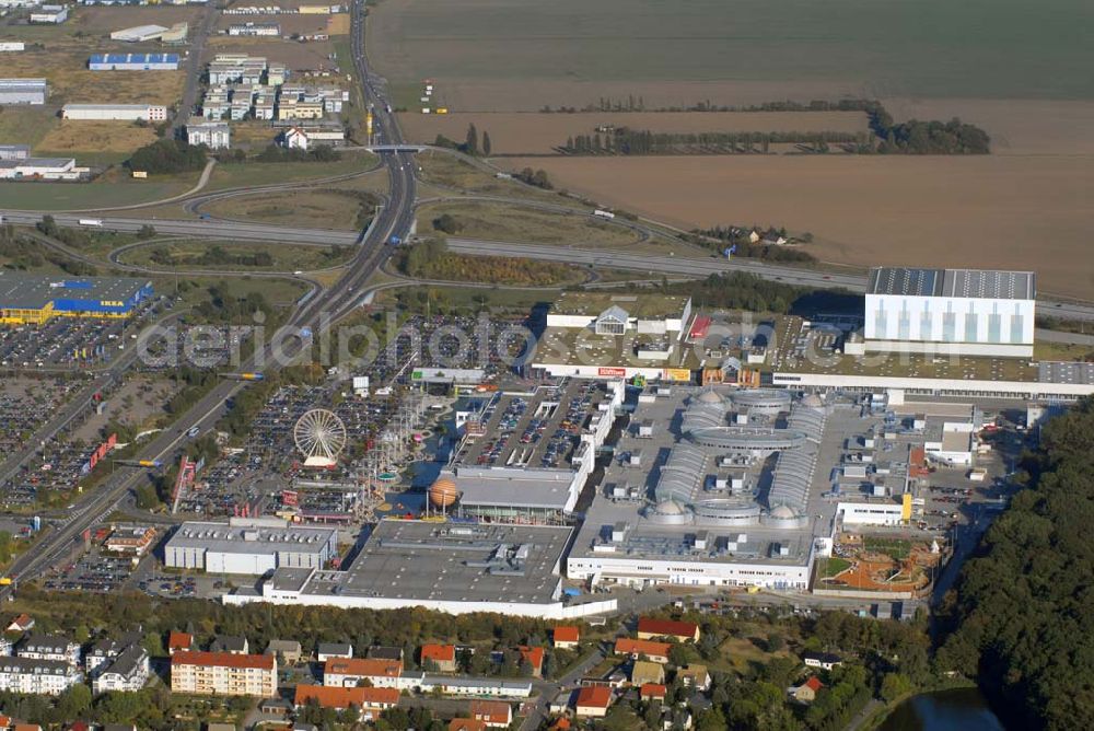 Aerial photograph Günthersdorf - Blick auf das neu eröffnete Einkaufszentrum der ECE nova eventis.nova eventis Center-Management,ECE Projektmanagement,Am Einkaufszentrum, 06254 Günthersdorf,