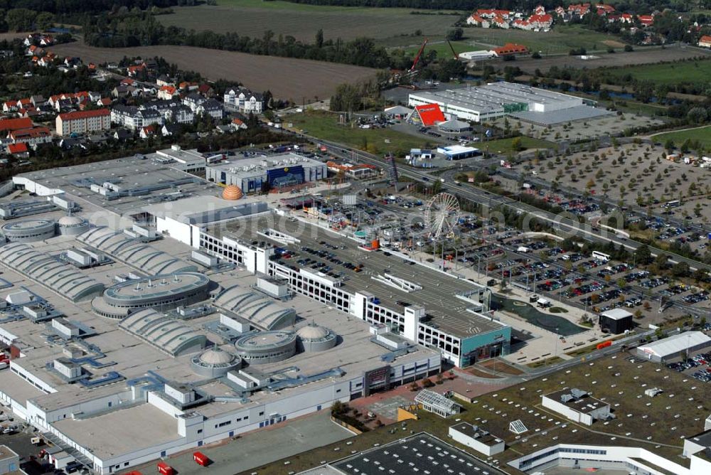 Günthersdorf / Sachsen-Anhalt from the bird's eye view: Blick auf das neu eröffnete Einkaufszentrum der ECE nova eventis.nova eventis Center-Management,ECE Projektmanagement,Am Einkaufszentrum, 06254 Günthersdorf,