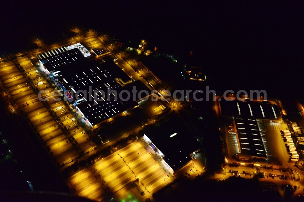 Rangsdorf from the bird's eye view: Shopping center and commercial area on the South Ring Center in Rangsdorf in Brandenburg