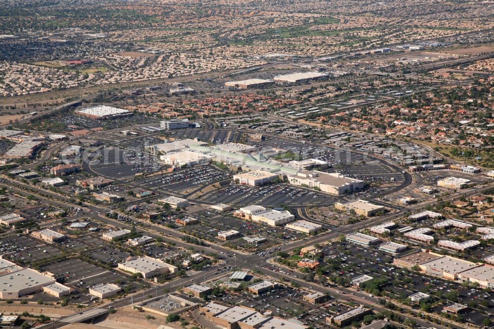 Aerial image Glendale - A large area and with plenty of parking, the shopping center Arrowhead Mall in Glendale in Arizona in USA