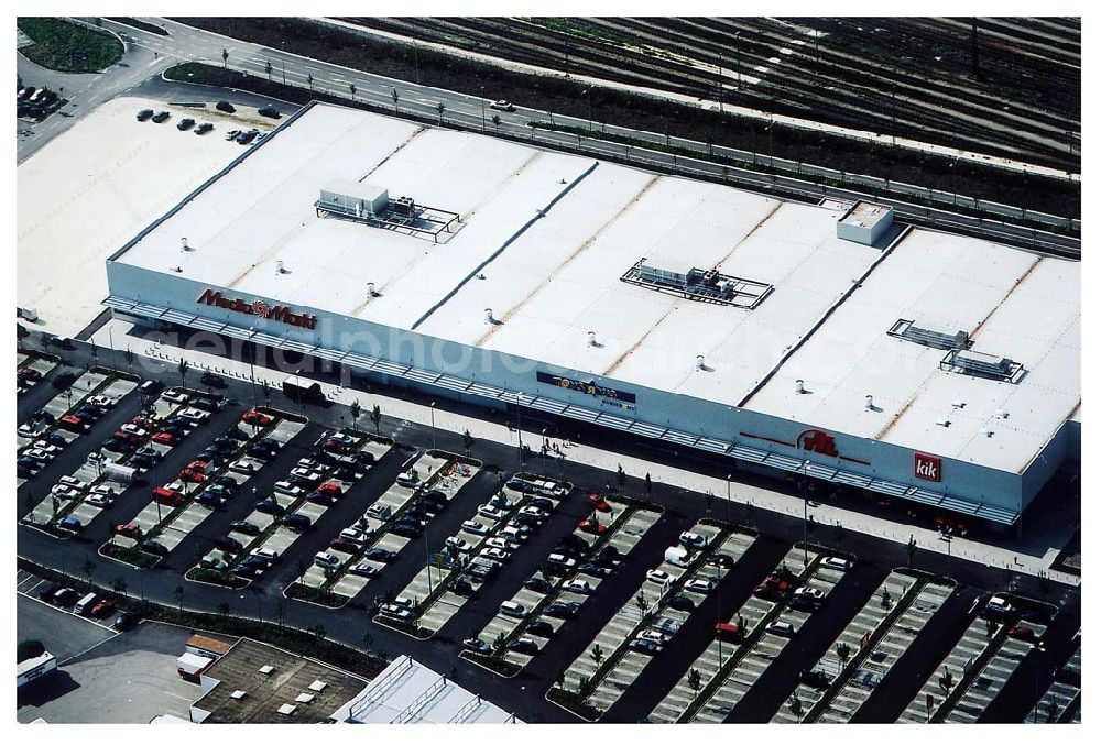 Aerial photograph Neu-Ulm / Bayern - Einkaufszentrum auf dem Grundstück IKEA-Niederlassung Ulm an der Blaubeurer Straße in 89077 Ulm