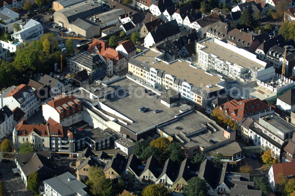 Aerial photograph Unna - Einkaufszentrum an der Hertingerstrasse 17 in 59423 Unna - ein Projekt der Unternehmensgruppe Markus Gerold an der Vaerstbrücke 1 in 59425 Unna.