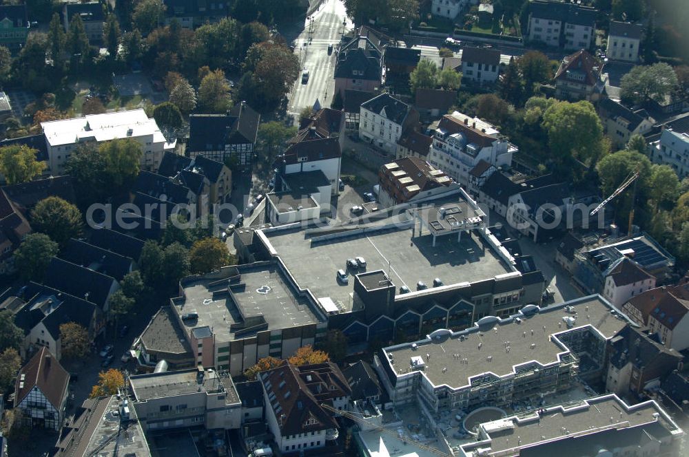 Unna from above - Einkaufszentrum an der Hertingerstrasse 17 in 59423 Unna - ein Projekt der Unternehmensgruppe Markus Gerold an der Vaerstbrücke 1 in 59425 Unna.