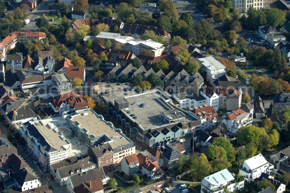 Unna from above - Einkaufszentrum an der Hertingerstrasse 17 in 59423 Unna - ein Projekt der Unternehmensgruppe Markus Gerold an der Vaerstbrücke 1 in 59425 Unna.