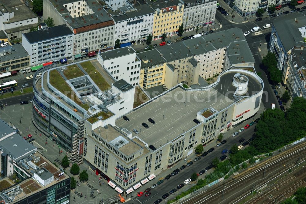 Berlin from the bird's eye view: Shopping center KantCenter at the Kant Strasse in Berlin - Charlottenburg