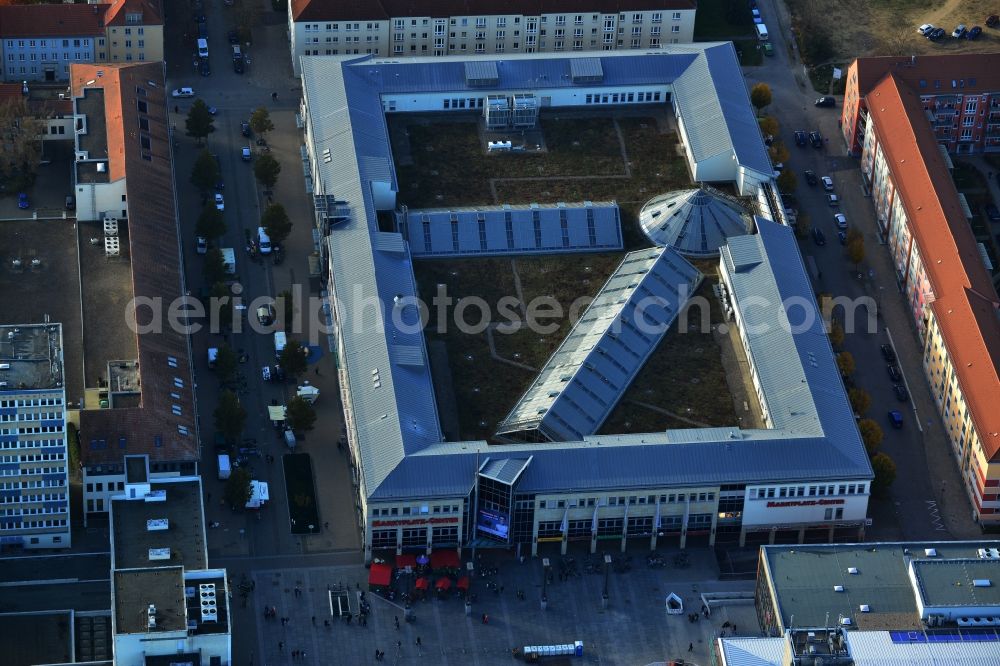 Neubrandenburg from the bird's eye view: Shopping Centre Market Center ECE Project Management GmbH & Co. KG. in Neubrandenburg in Mecklenburg-Vorpommern