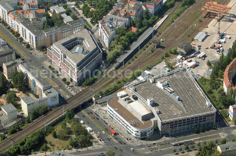 Aerial photograph Berlin - Das Ringcenter der ECE GmbH an der Frankfurter Allee in Berlin-Friedrichshain.