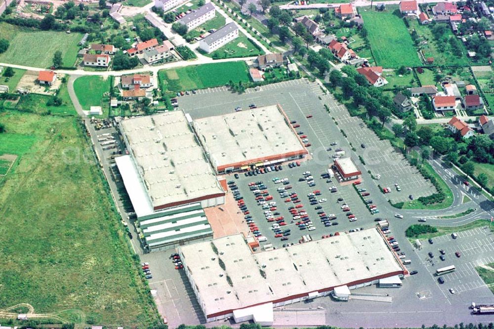 Aerial image Seelow / Brandenburg - Einkaufszentrum an der B1 in Seelow / Brandenburg