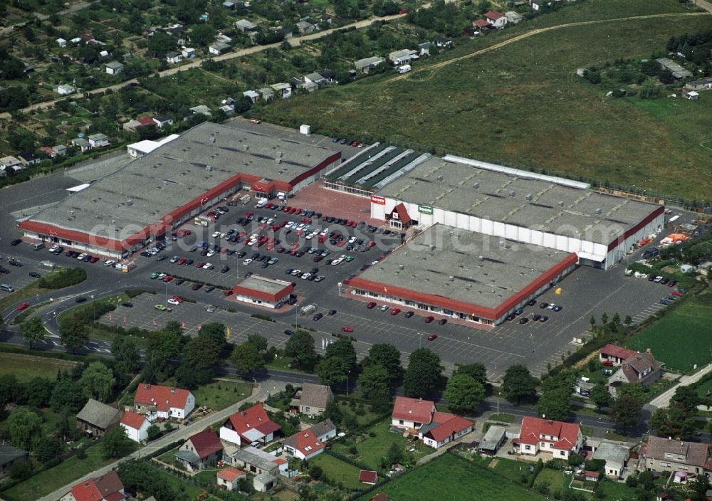 Seelow from above - Shopping center Seelow on the main road B1 in Seelow, in the state of Brandenburg