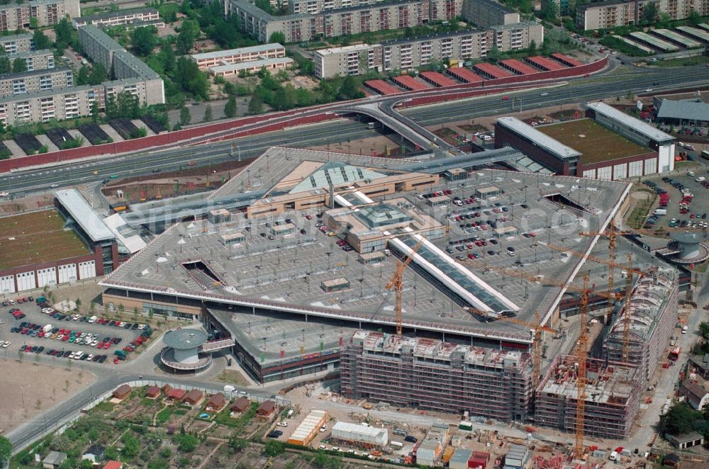 Aerial photograph Potsdam - The shoppingmall Stern Center in Potsdam-Drewitz