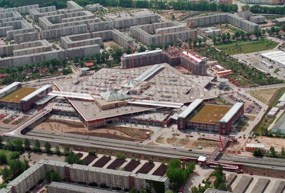 Potsdam from above - The shoppingmall Stern Center in Potsdam-Drewitz