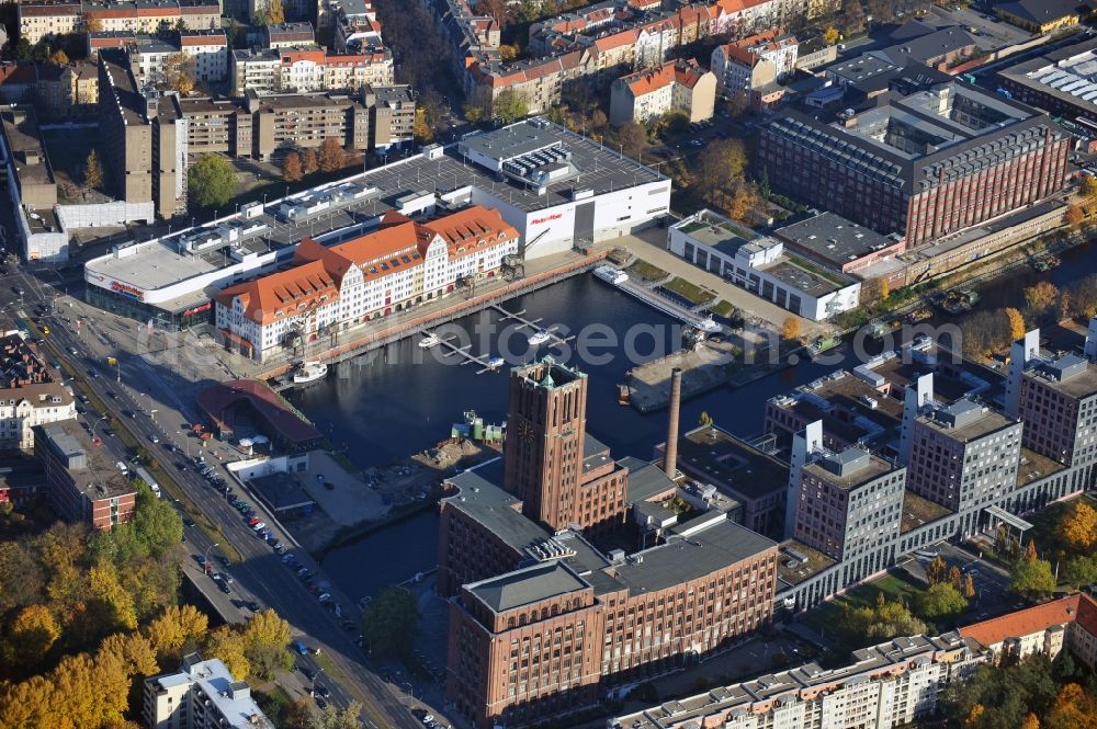 Berlin from the bird's eye view: The shopping, leisure and culture centre Tempelhofer Hafen in Berlin near the office building Ullsteinhaus