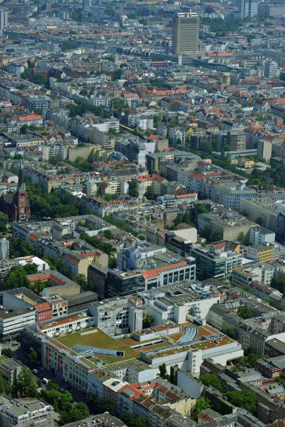 Berlin Wilmersdorf from the bird's eye view: Shopping center Wilmersdorf arcades at the Wilmersdorf in Berlin