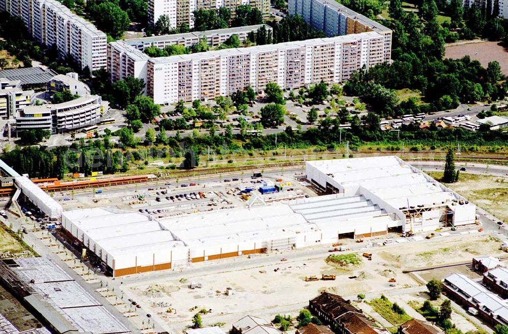 Berlin / Lichtenberg from above - Einkaufszentrum/Neubau Storkower Straße Lichtenberg / Berlin