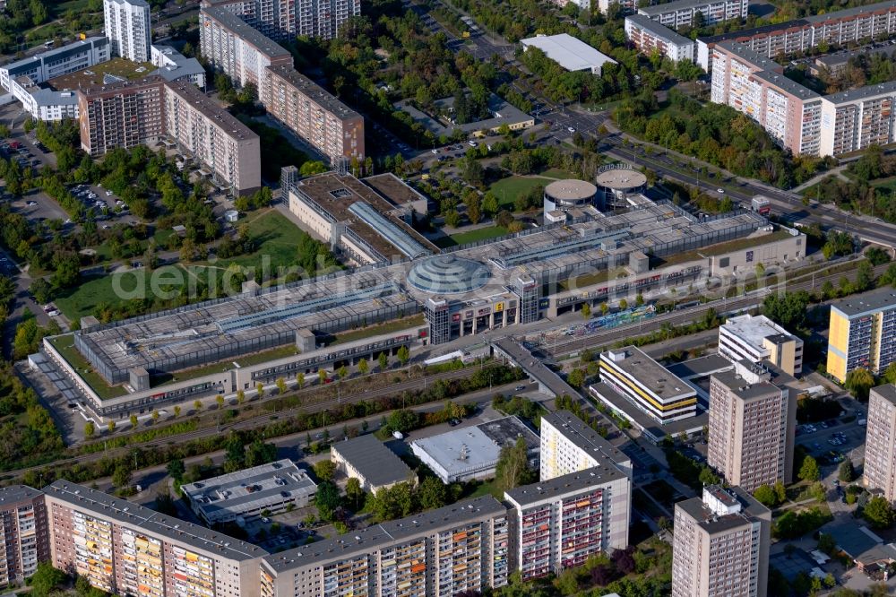 Aerial photograph Leipzig - Building of the shopping center Allee-Center in the district Gruenau in Leipzig in the state Saxony, Germany