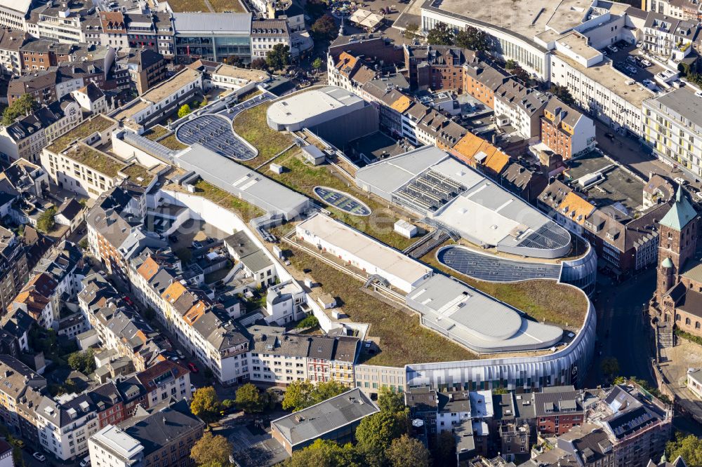 Aachen from above - Building of the shopping center Aquis Plaza Aachen on the Adalbertstrasse in the district Mitte in Aachen in the state North Rhine-Westphalia, Germany