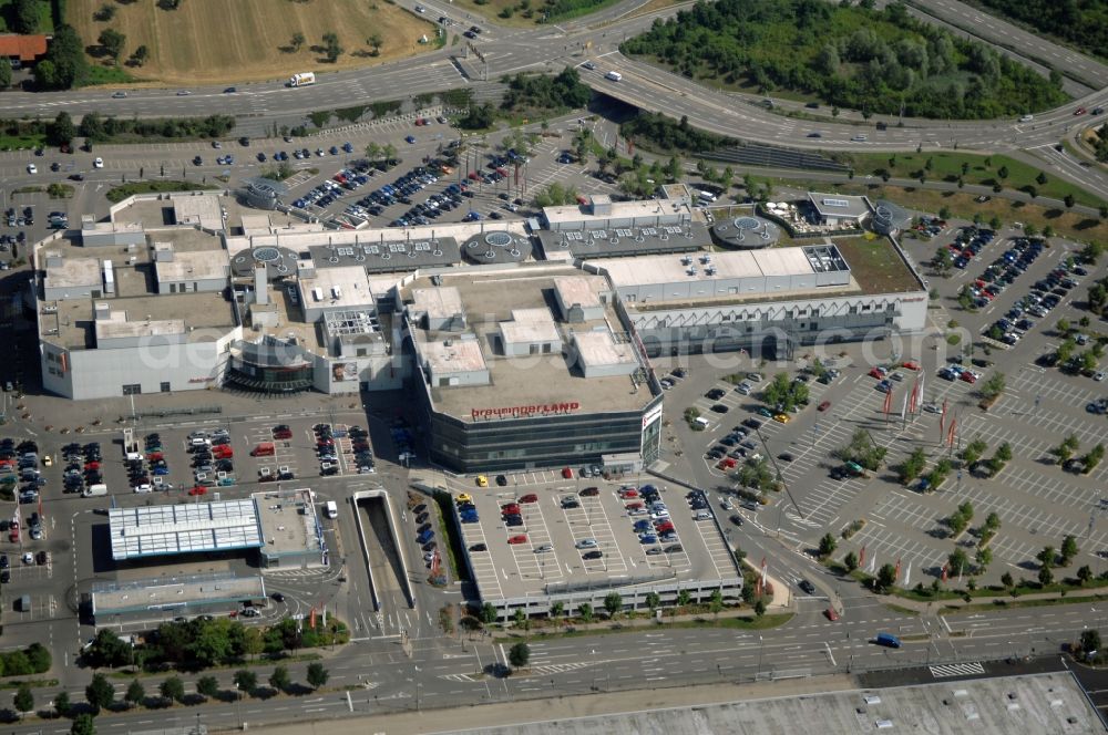 Ludwigsburg from the bird's eye view: Building of the shopping center Breuninger in the district Eglosheim in Ludwigsburg in the state Baden-Wuerttemberg, Germany