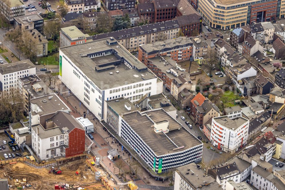 Aerial photograph Duisburg - Building of the shopping center Galeria on street Duesseldorfer Strasse in the district Dellviertel in Duisburg at Ruhrgebiet in the state North Rhine-Westphalia, Germany