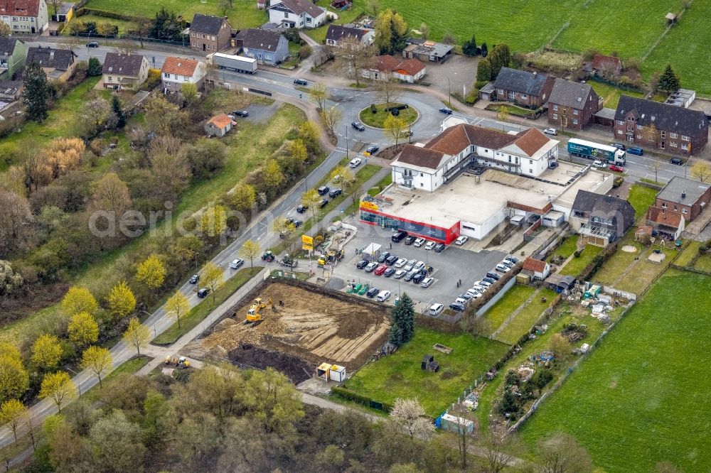 Hamm from above - Building of the shopping center on Heessener Strasse with development work on the Afyonring in the district Heessen in Hamm at Ruhrgebiet in the state North Rhine-Westphalia, Germany