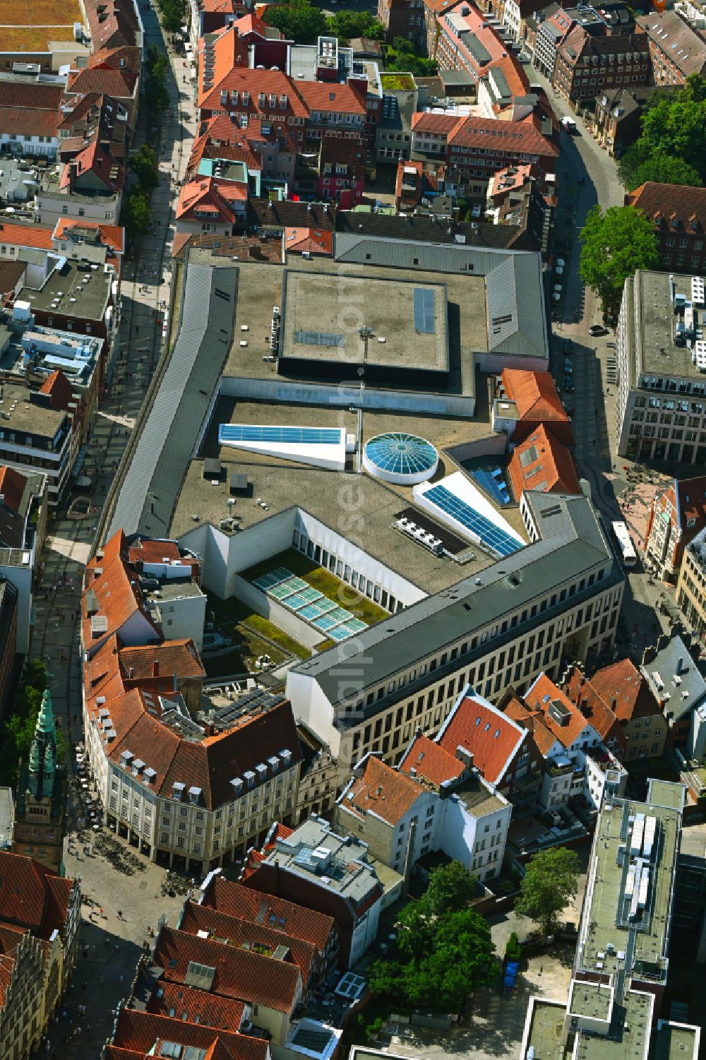 Aerial photograph Münster - Building of the shopping center MUeNSTER ARKADEN on street Ludgeristrasse in the district Altstadt in Muenster in the state North Rhine-Westphalia, Germany