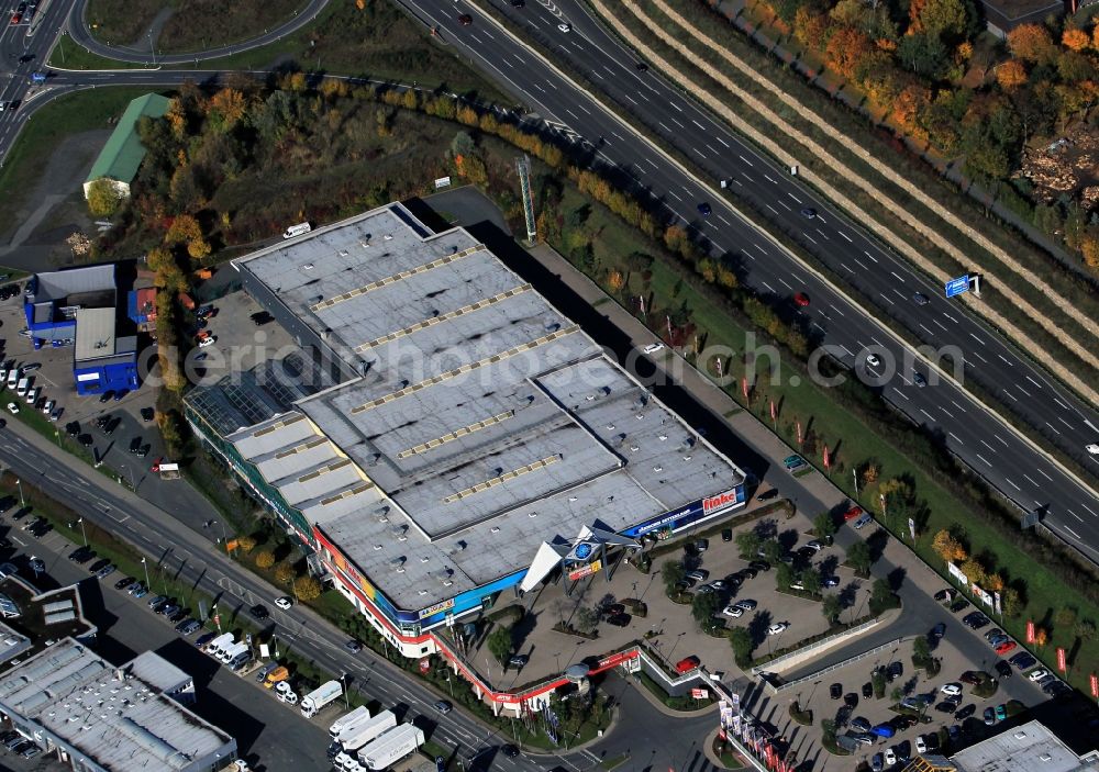 Aerial image Jena - Mall at the road Stadtroadaer Straße and the freeway A4 in Jena in Thuringia