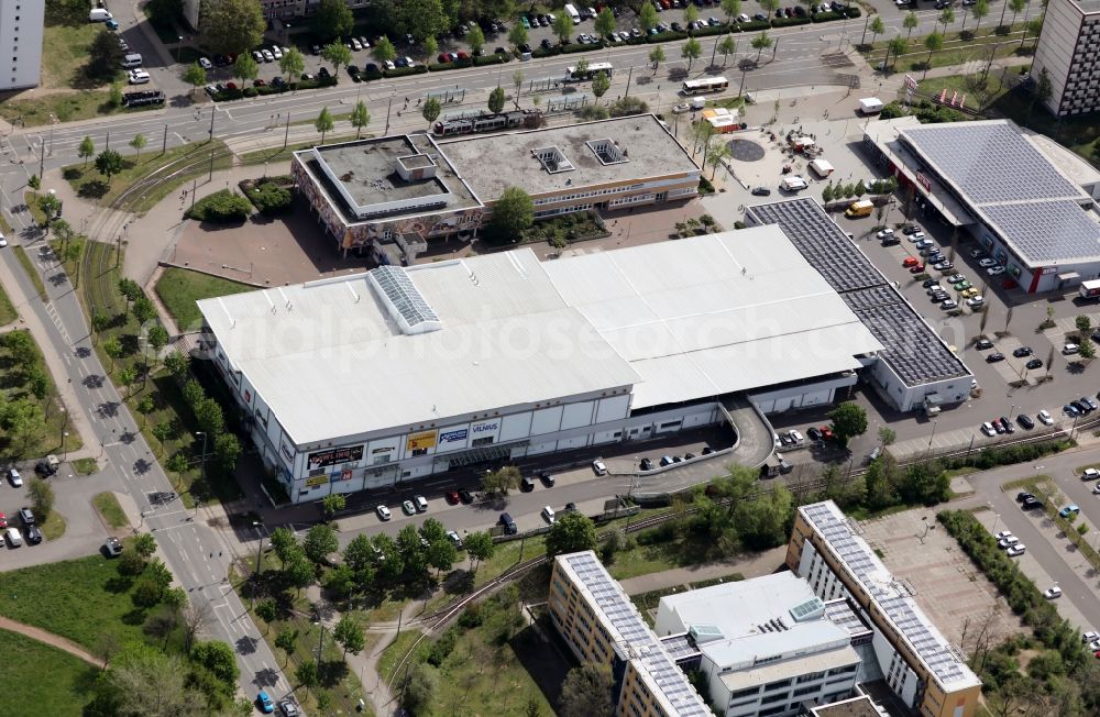 Aerial photograph Erfurt - Building of the shopping center Vilnius Passage KG on Vilniuser Strasse in the district Rieth in Erfurt in the state Thuringia, Germany