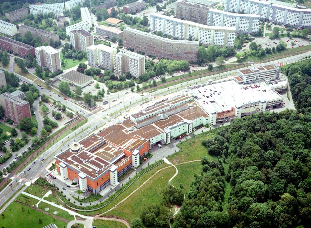 Chemnitz from the bird's eye view: Building of the shopping center Vita-Center on street Wladimir-Sagorski-Strasse in the district Morgenleite in Chemnitz in the state Saxony, Germany