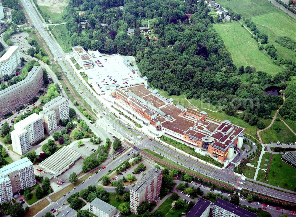 Chemnitz from the bird's eye view: Building of the shopping center Vita-Center on street Wladimir-Sagorski-Strasse in the district Morgenleite in Chemnitz in the state Saxony, Germany