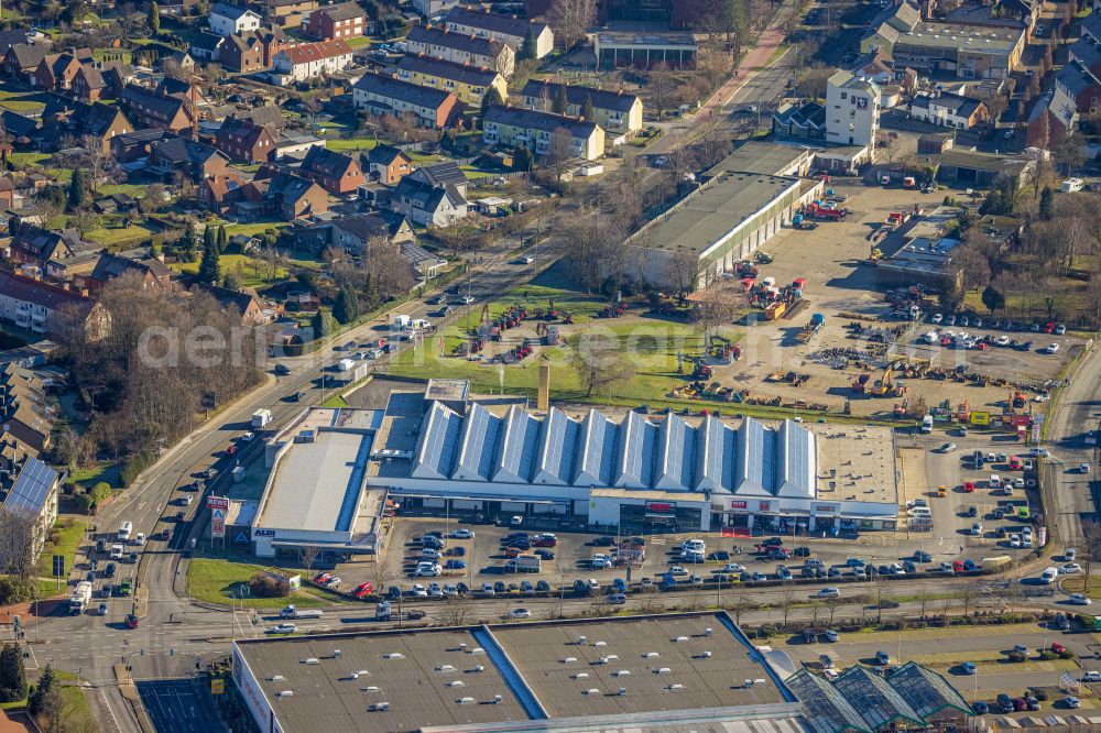 Aerial photograph Werne - Building of the shopping center on Hansaring in Werne at Ruhrgebiet in the state North Rhine-Westphalia, Germany