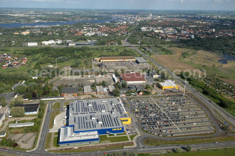 Aerial photograph Rostock - Blick auf das erste in Mecklenburg-Vorpommern errichtete Einrichtungshaus der IKEA Deutschland GmbH & Co. KG ROSTOCK an der Messestraße 25 in 18069 Rostock. Mittlereile gibt es über 41 weitere Einrichtungshäuser in ganz Deutschland.