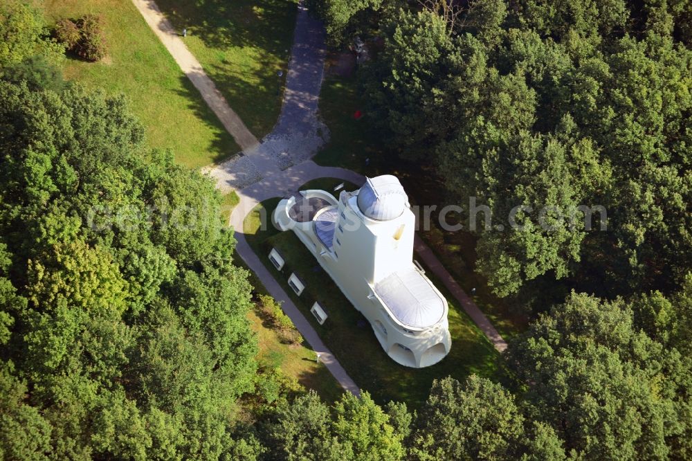 Aerial photograph Potsdam - View at the Einstein Tower in the Albert Einstein Science Park at the Telegrafenberg in Potsdam in the federal state of Brandenburg. The Einstein Tower is an observatory, built up to 1922 for Albert Einstein