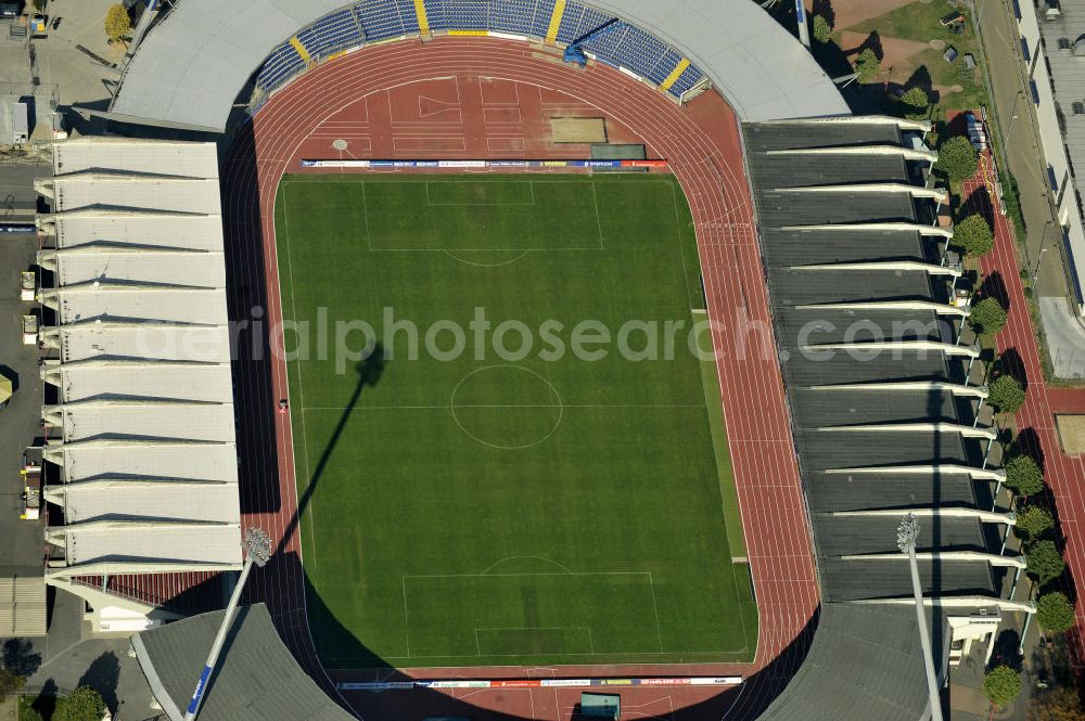 Braunschweig from the bird's eye view: Das Eintracht-Stadion in Braunschweig. Das Stadion wurde 1923 erbaut und bietet Platz für 25.000 Zuschauer. Es ist die Heimspielstätte des Fußballklubs Eintracht Braunschweig. The Eintracht Stadium in Brunswick.