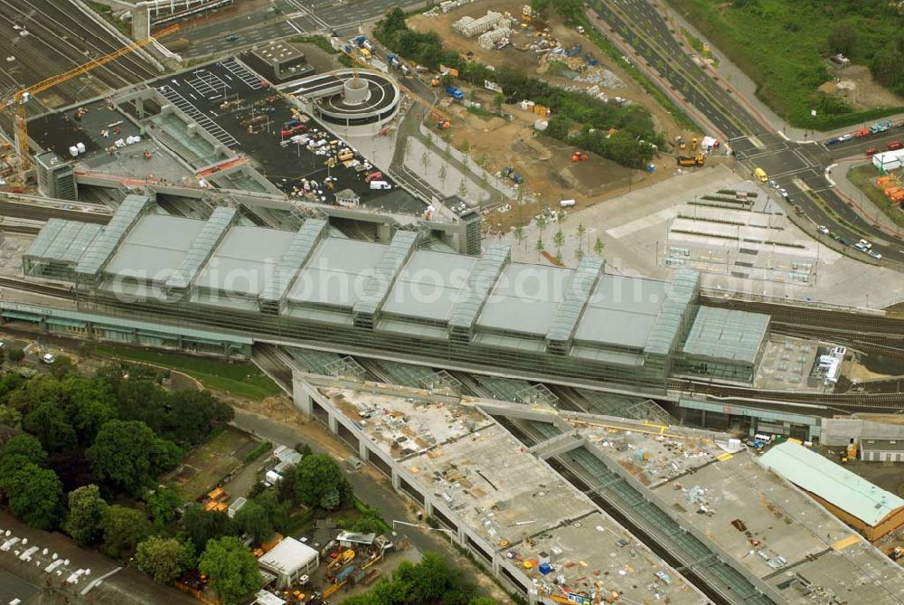 Berlin-Tempelhof from above - Blick auf den neuen Bahnhof Berliner Südkreuz / Bahnhof Papestrasse vor der Einweihung und vollständigen Inbetriebnahme