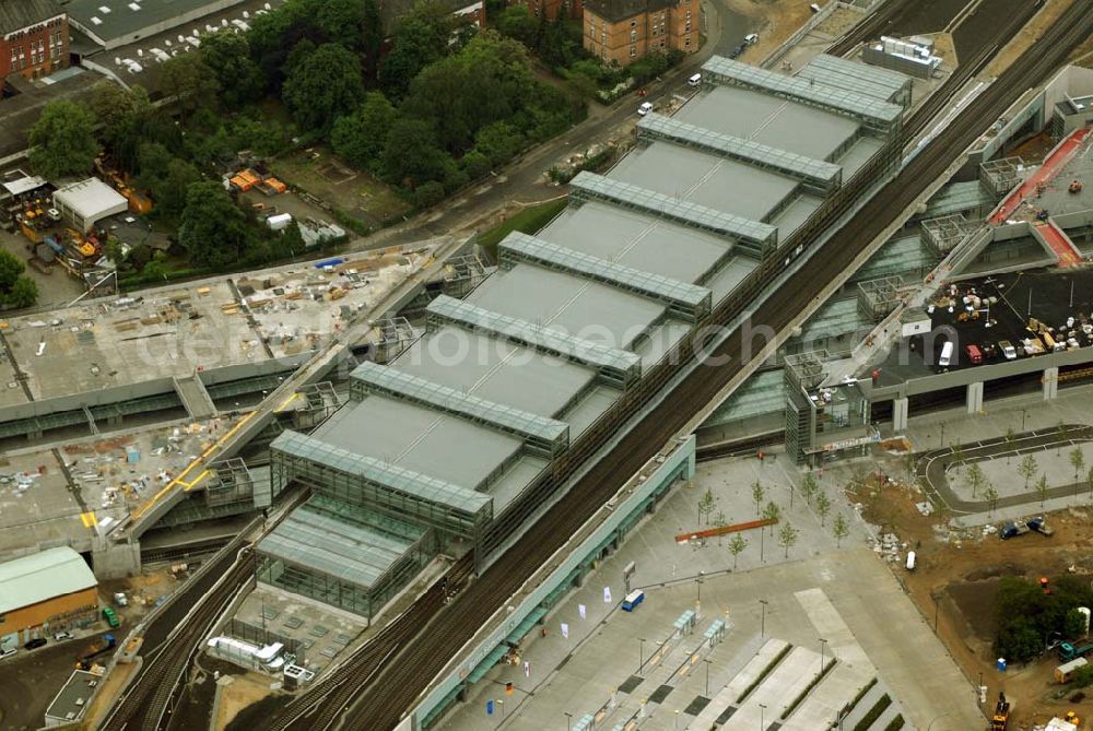 Berlin-Tempelhof from above - Blick auf den neuen Bahnhof Berliner Südkreuz / Bahnhof Papestrasse vor der Einweihung und vollständigen Inbetriebnahme